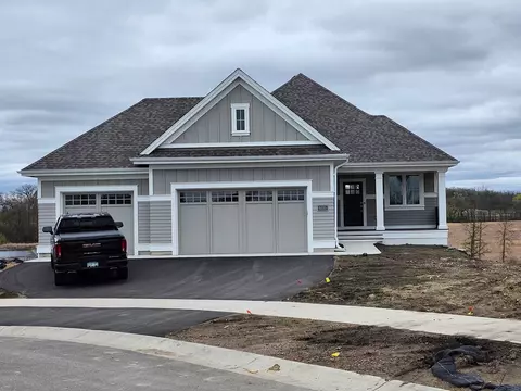 6035 Shoreview Pointe, Chaska, MN 55318