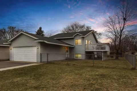 9572 Monroe St NE, Blaine, MN 55434
