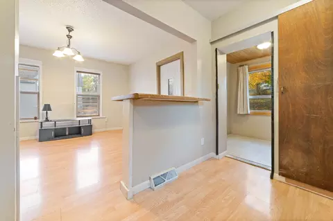 501 E 6th St, Duluth, MN 55805 photo 9