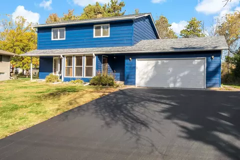 1815 Radatz Ave, Maplewood, MN 55109