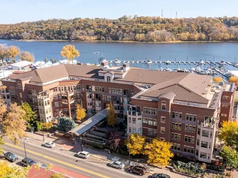 501 Main St N #406, Stillwater, MN 55082