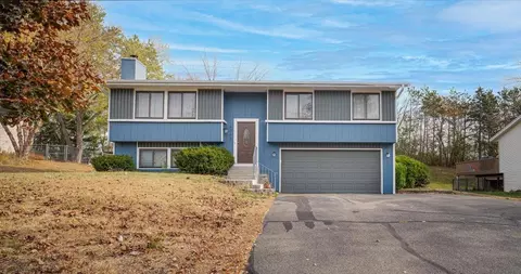 4366 Metcalf Dr, Eagan, MN 55122