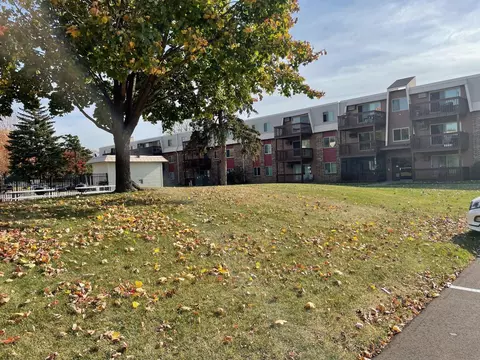 14630 Garrett Ave S #609, Apple Valley, MN 55124