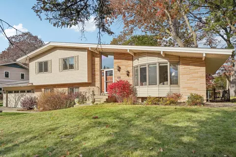 2205 Argonne Dr NE, Columbia Heights, MN 55421