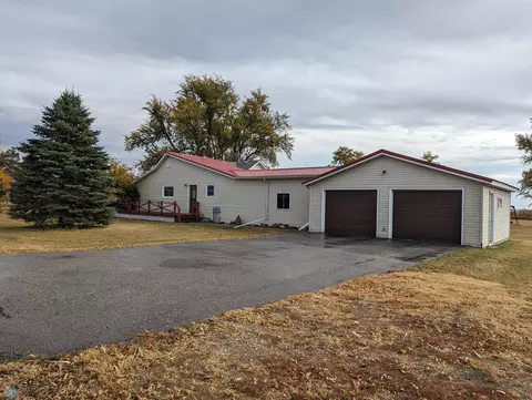 9251 Highway 32, Forman, ND 58032 photo 2