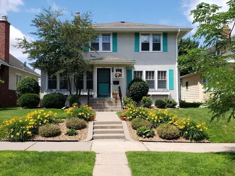 5052 Queen Ave S, Minneapolis, MN 55410