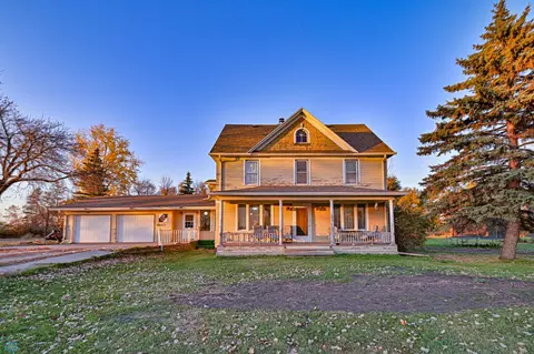 601 Beech St, Galesburg, ND 58035
