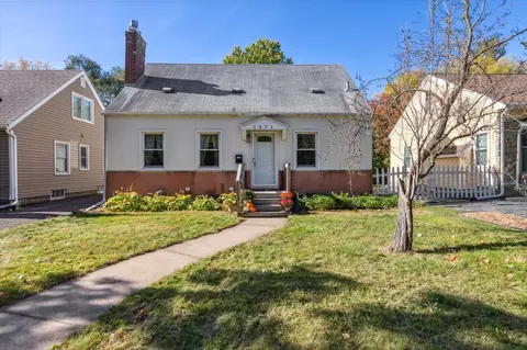 1271 Kennard St, Saint Paul, MN 55106