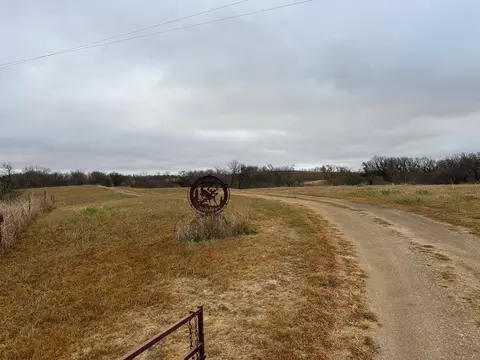 1377 Highway 68, Canby, MN 56220