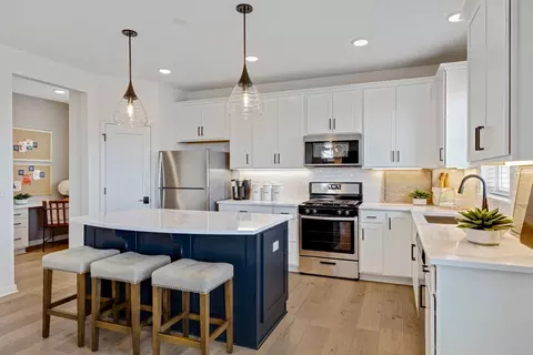 10671 Ithaca Ln N, Osseo, MN 55369