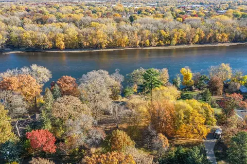 8440 Riverview Ln, Brooklyn Park, MN 55444