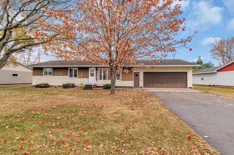 449 1st St SE, Richmond, MN 56368