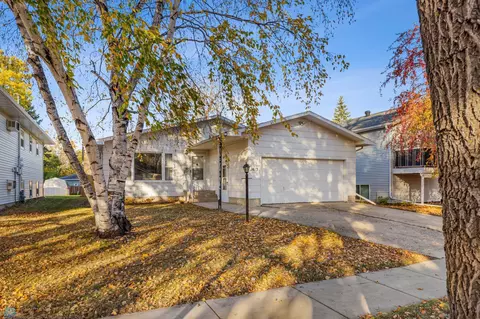 1413 16 12 St S, Fargo, ND 58103