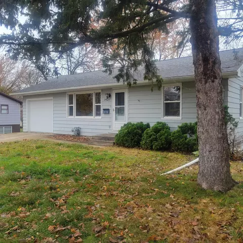 1421 Lucia Ave, Fairmont, MN 56031