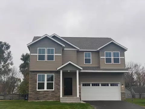 624 Grant St, Anoka, MN 55303