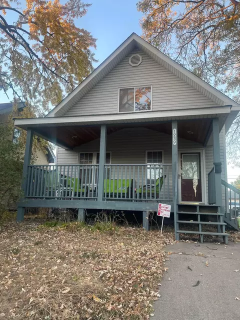1239 Hewitt Ave, Saint Paul, MN 55104
