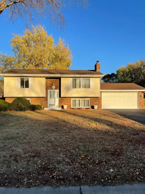 7648 Morgan Ave N, Brooklyn Park, MN 55444