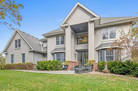 8960 Almquist Way, Inver Grove Heights, MN 55077
