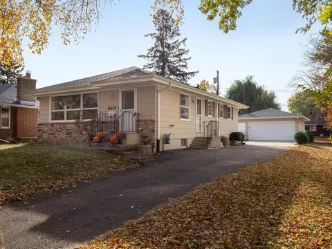 6601 Olympia St, Golden Valley, MN 55427