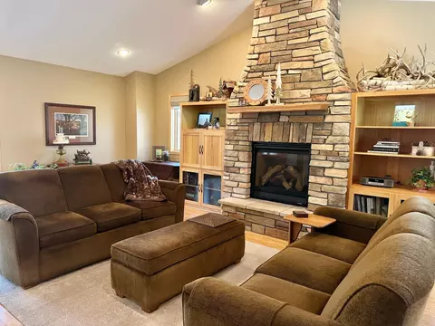 Living - 4215 28th Ave NW, Hackensack, MN 56452 photo 1 of 2