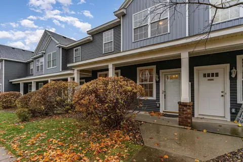 14367 Banyan Ln, Rosemount, MN 55068
