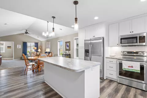 537 Taft Loop S, Cambridge, MN 55008 photo 15