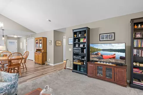 537 Taft Loop S, Cambridge, MN 55008 photo 9
