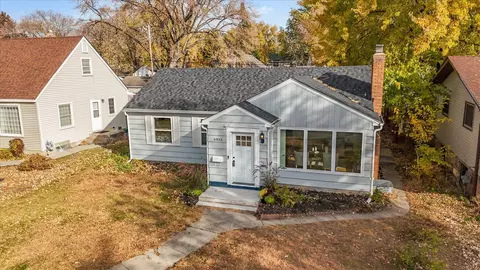 6933 Russell Ave S, Richfield, MN 55423