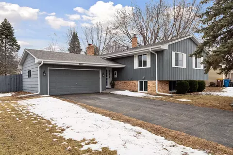 2422 Cedar Ave, White Bear Lake, MN 55110
