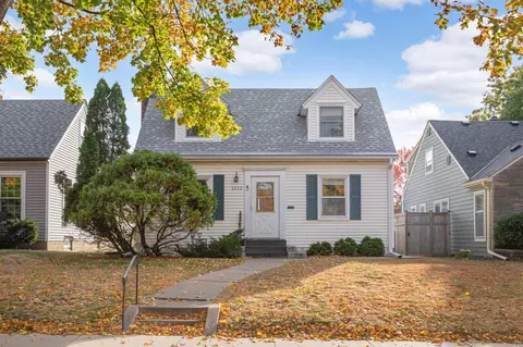 2112 Scheffer Ave, Saint Paul, MN 55116
