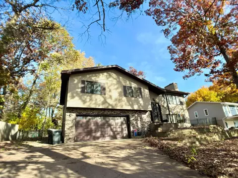 241 Gramsie Rd, Shoreview, MN 55126