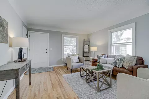 3806 Thomas Ave N, Minneapolis, MN 55412