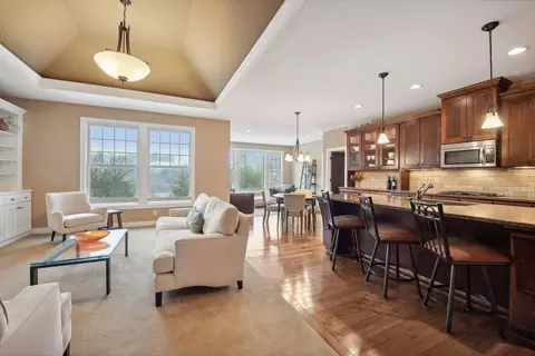 1010 Anthony Way, Victoria, MN 55386