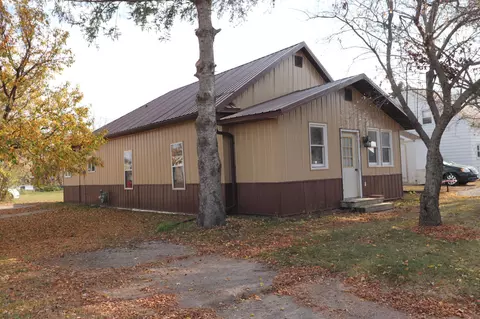 114 Cedar St S, Grey Eagle, MN 56336