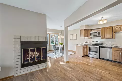 2058 Kings Rd, Eagan, MN 55122 photo 8