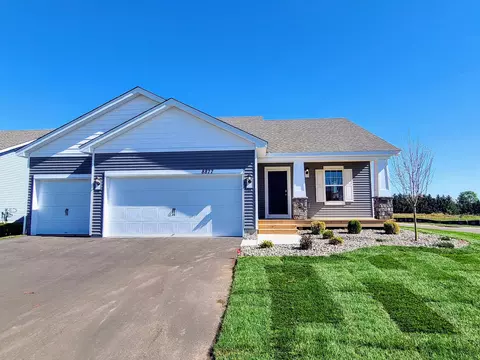 8877 Joliet Ave S, Cottage Grove, MN 55016