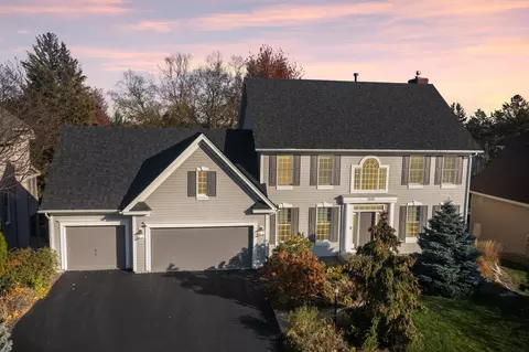 1575 Corral Ln, Woodbury, MN 55125