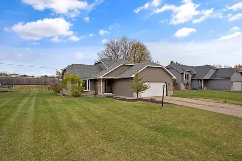 1902 Swenson St, Stillwater, MN 55082