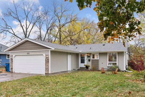 1312 Independence Ave N, Golden Valley, MN 55427