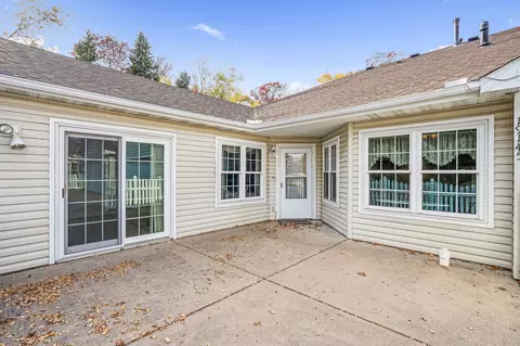 19145 Jackson Ct NW, Elk River, MN 55330