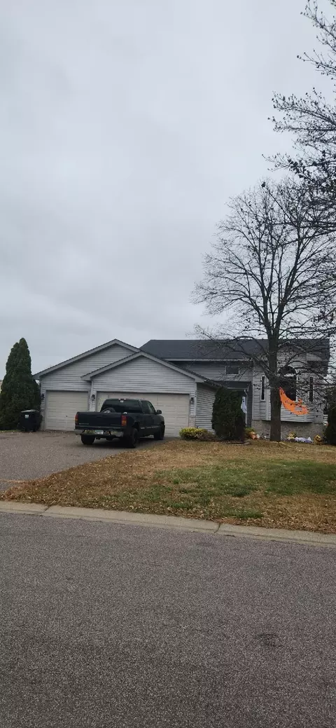 306 Elm St SW, Isanti, MN 55040