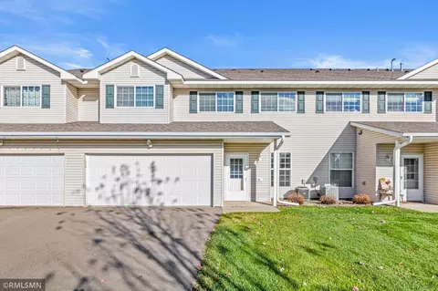46 Bridgewater Trl, Hudson, WI 54016