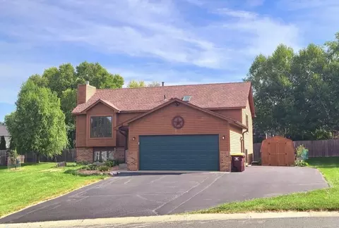4056 Pennsylvania Ave, Eagan, MN 55123