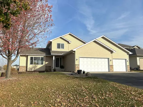 1143 Trellis St, Jordan, MN 55352
