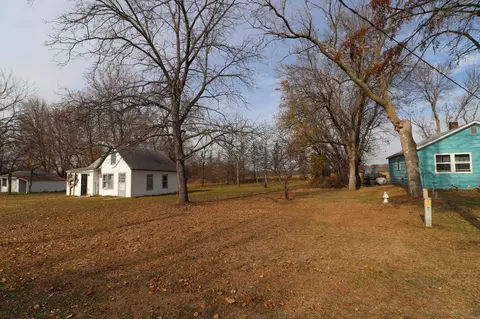 314 Lincoln St E, Burtrum, MN 56318