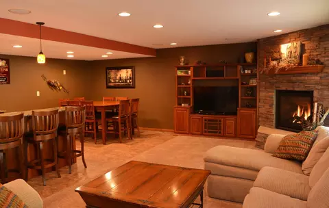 702 Hallstrom Dr, Red Wing, MN 55066 photo 13