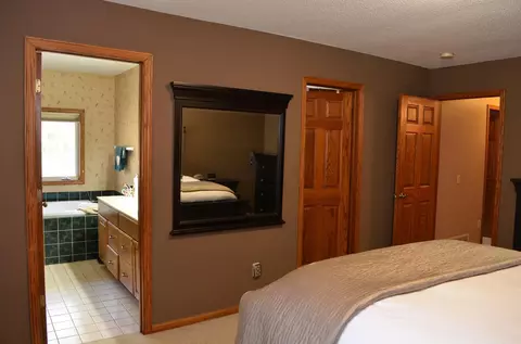 702 Hallstrom Dr, Red Wing, MN 55066 photo 21