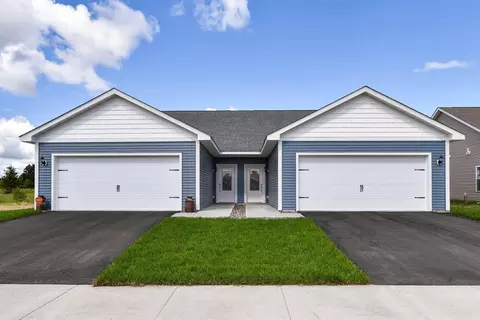 39774 Fallbrook Ave, North Branch, MN 55056