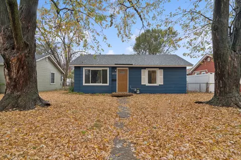 5113 Girard Ave N, Minneapolis, MN 55430