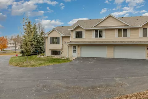 1441 S Trail Cir, Faribault, MN 55021 photo 2